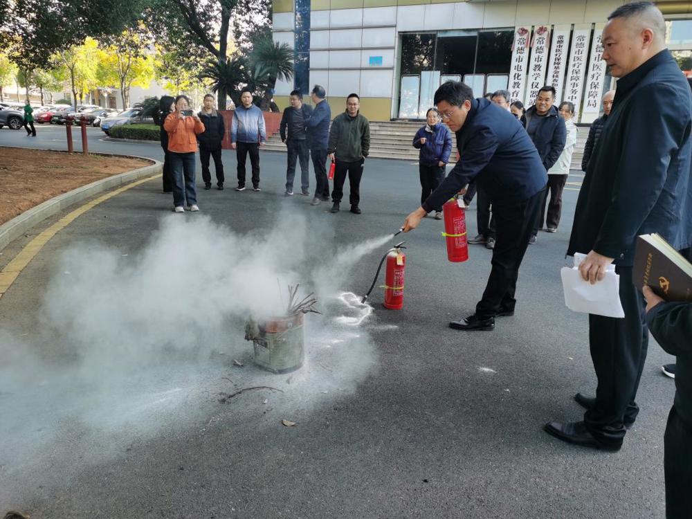 218fb037b15e3a939426deadb4b707ec